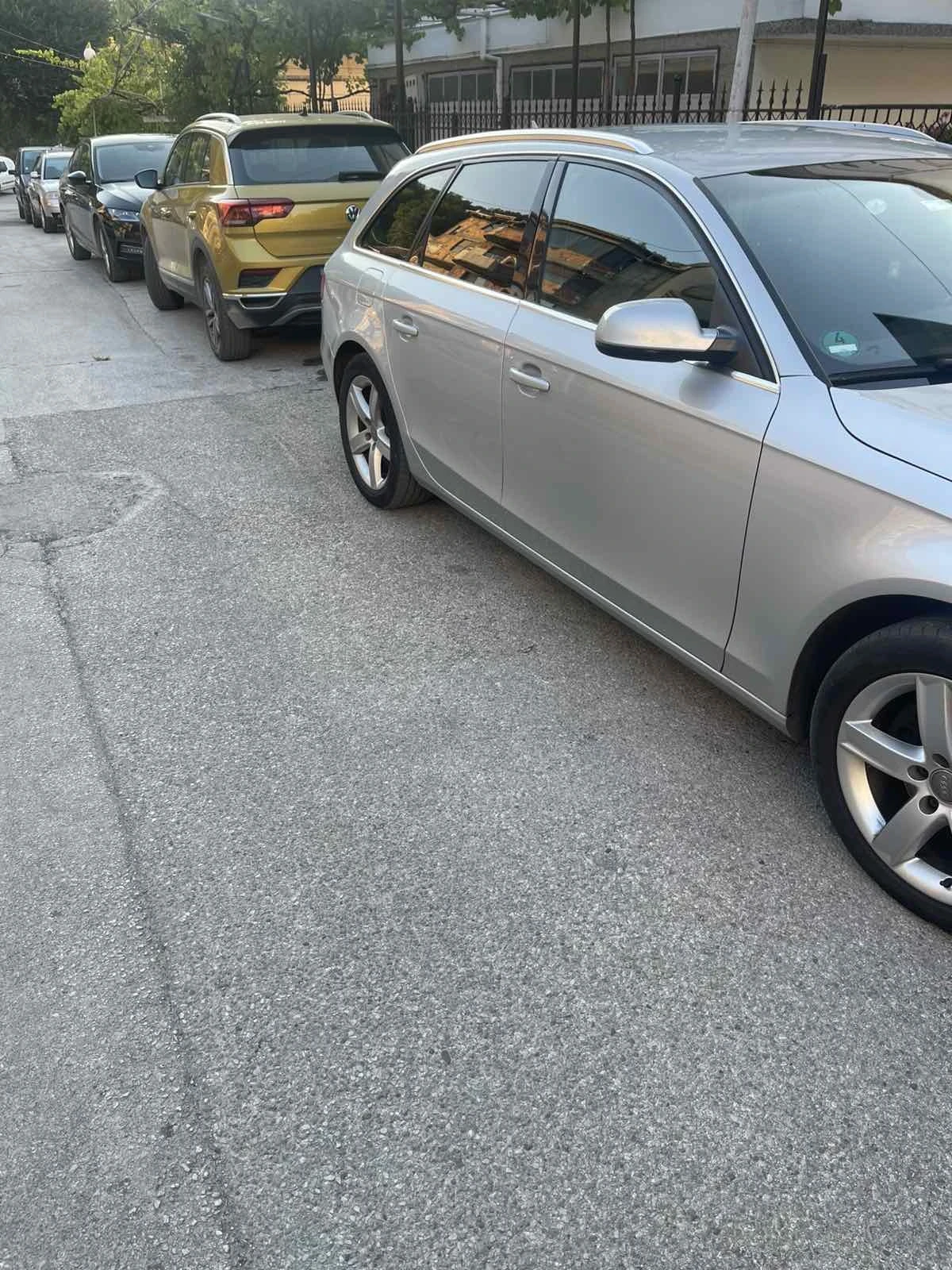 Audi A4 Колата е в отлично състояние! - изображение 2