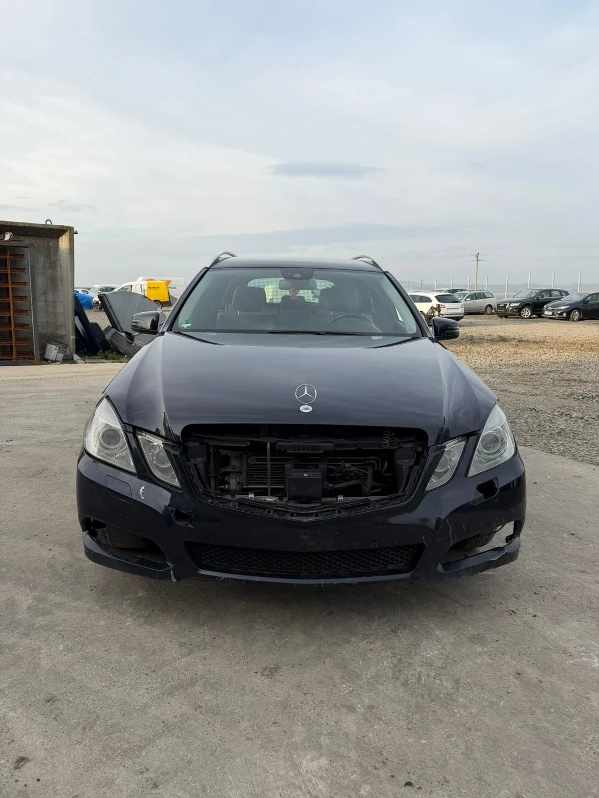 Mercedes-Benz E 350 350 CGI  пали и върви - изображение 9