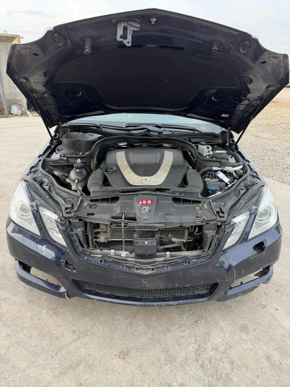 Mercedes-Benz E 350 350 CGI  пали и върви - изображение 10