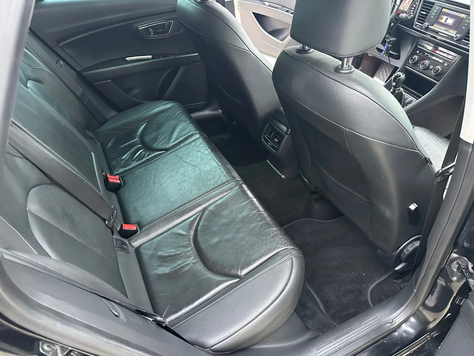 Seat Leon LED Navi  ���� 6 �������� �������  | Mobile.bg � ����������� 13