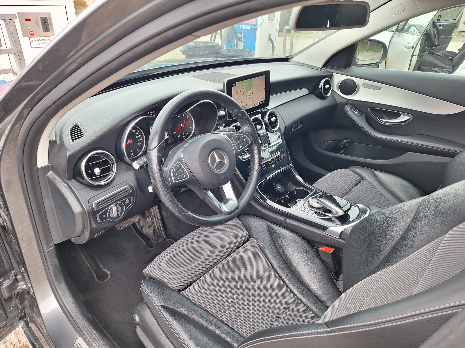 Mercedes-Benz C 400  - изображение 5