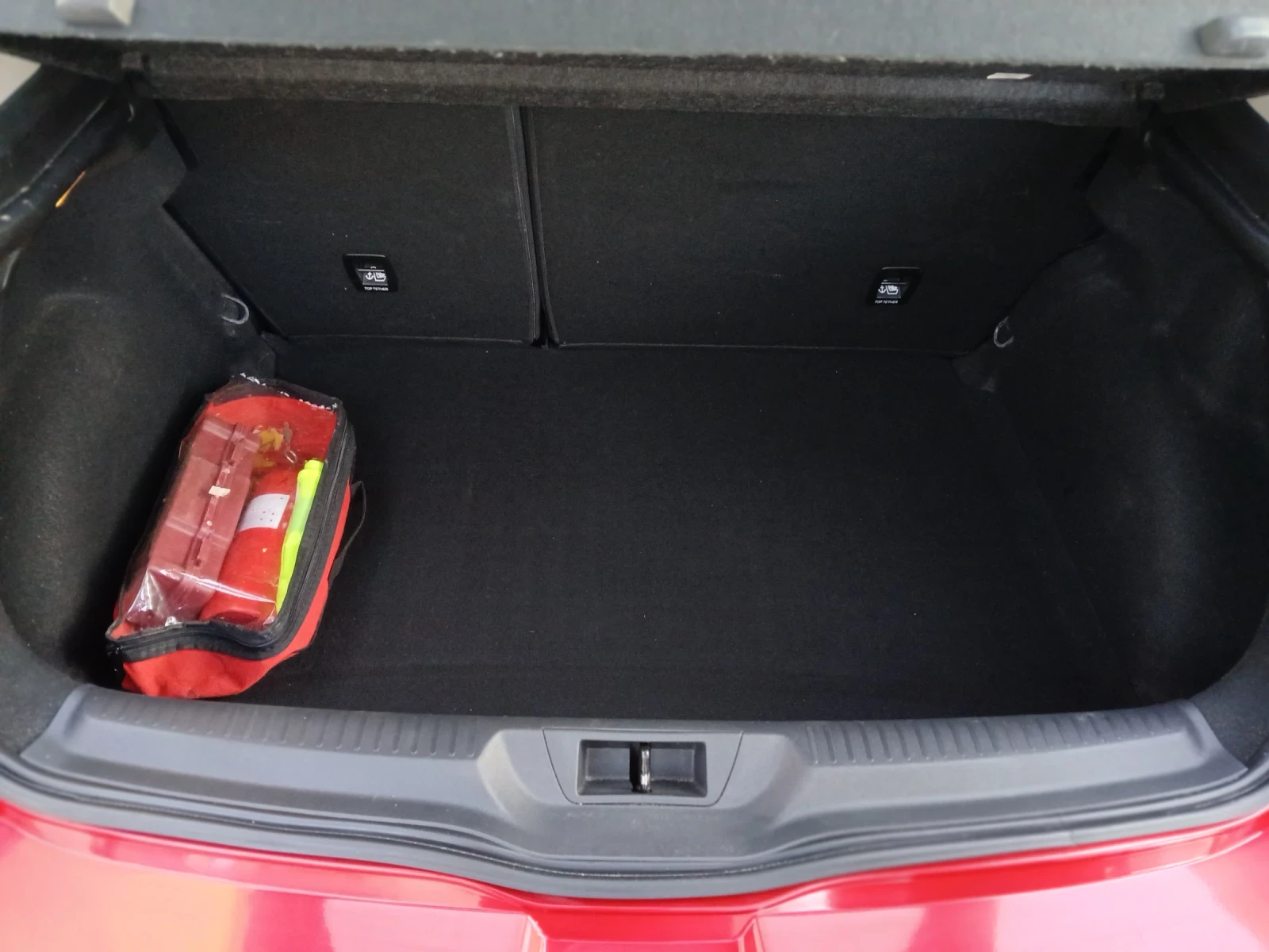 Renault Megane, снимка 11 - Автомобили и джипове - 53760368