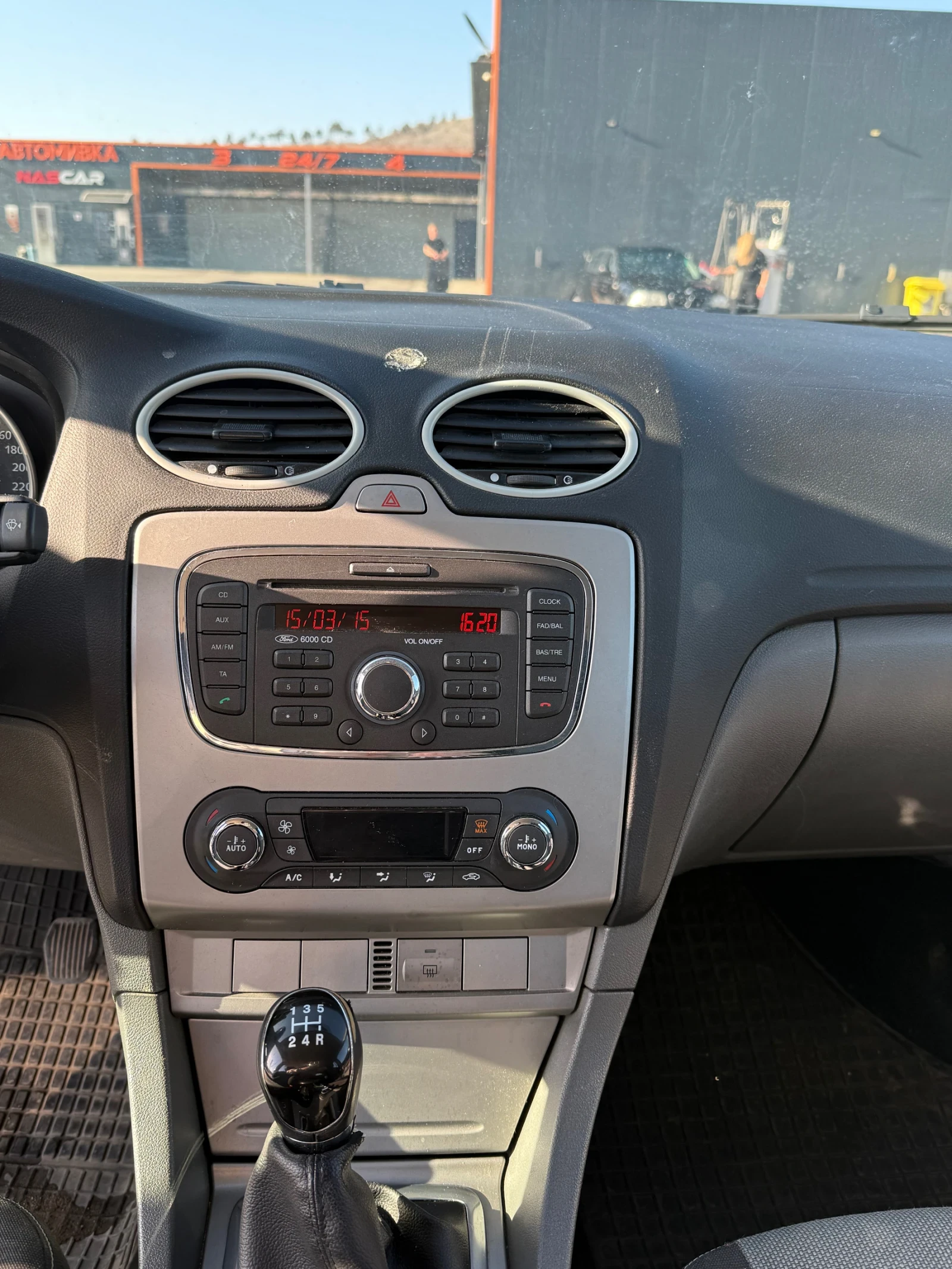 Ford Focus, снимка 8 - Автомобили и джипове - 53863950