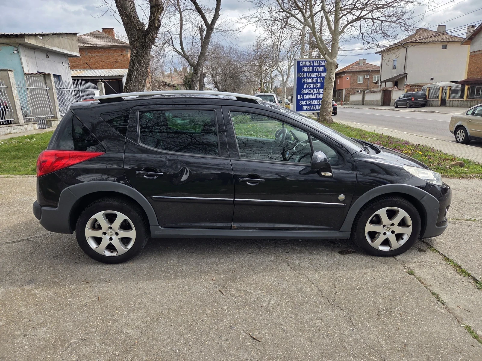 Peugeot 207, снимка 4 - Автомобили и джипове - 53900981