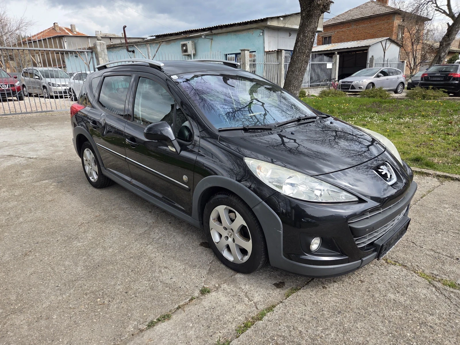 Peugeot 207, снимка 3 - Автомобили и джипове - 53900981