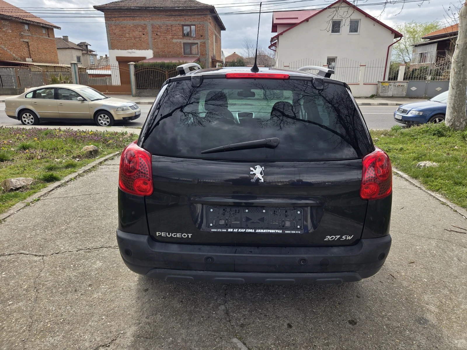 Peugeot 207, снимка 6 - Автомобили и джипове - 53900981