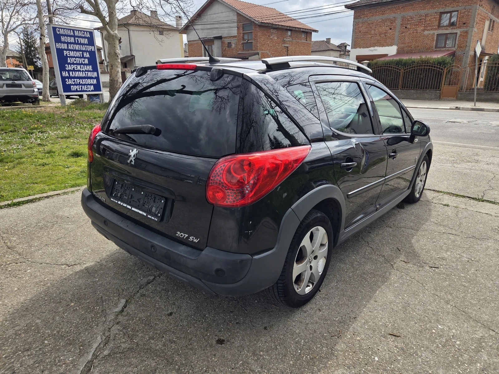 Peugeot 207, снимка 5 - Автомобили и джипове - 53900981