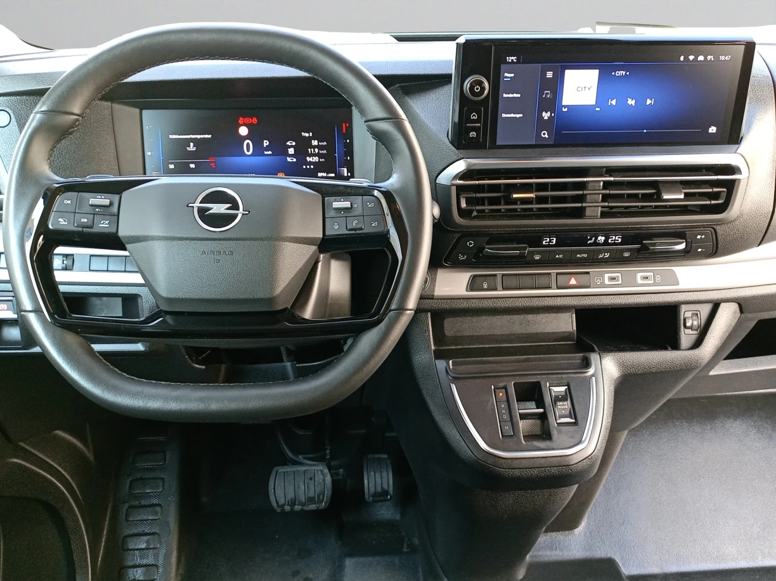 Opel Zafira LIFE 2.0 Diesel 177к.с. AT8, 8+ 1 места, снимка 13 - Автомобили и джипове - 53972831