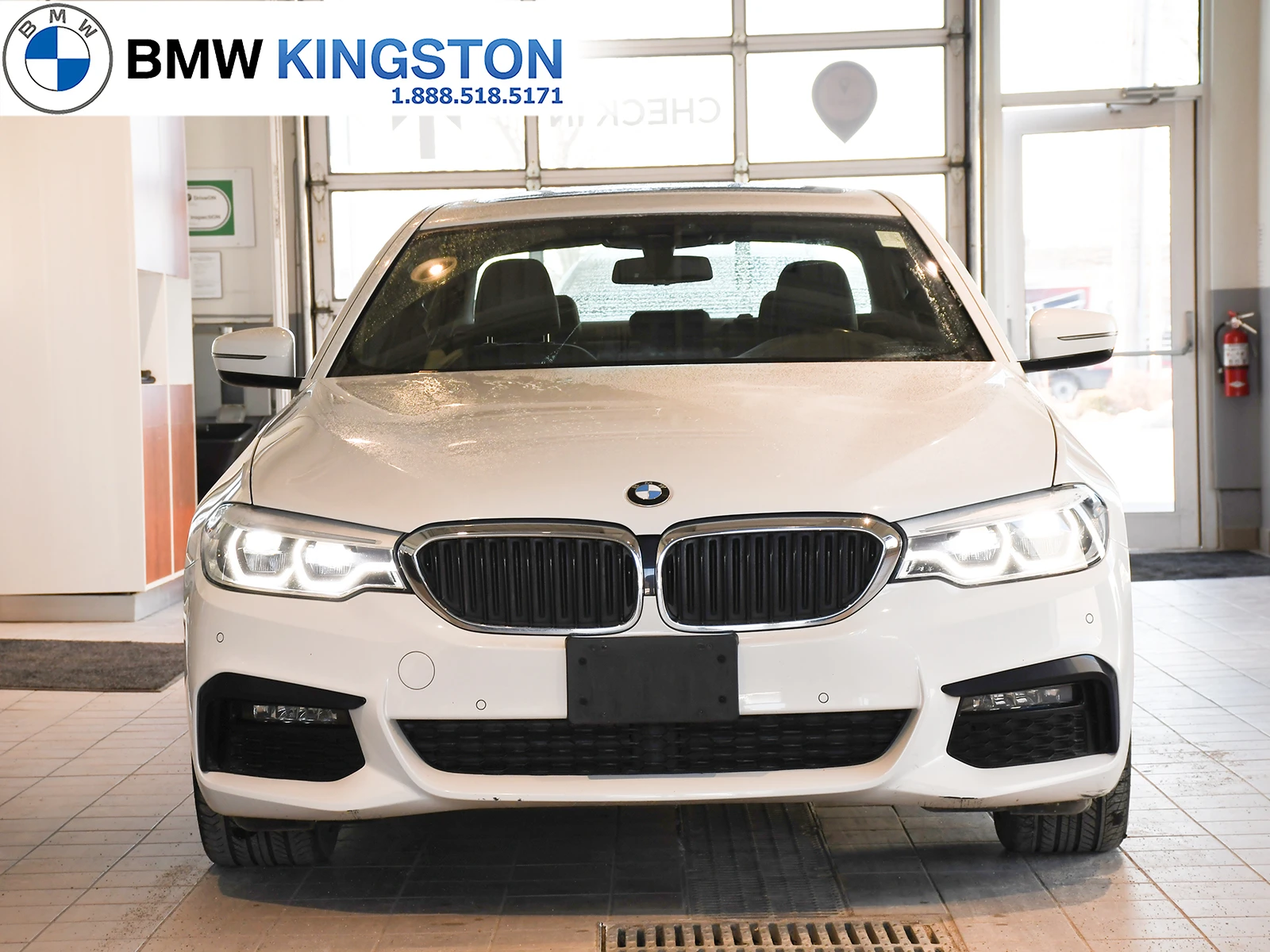 BMW 530 xDrive* АвтоКредит* (ЦЕНА ДО БГ), снимка 3 - Автомобили и джипове - 53989853