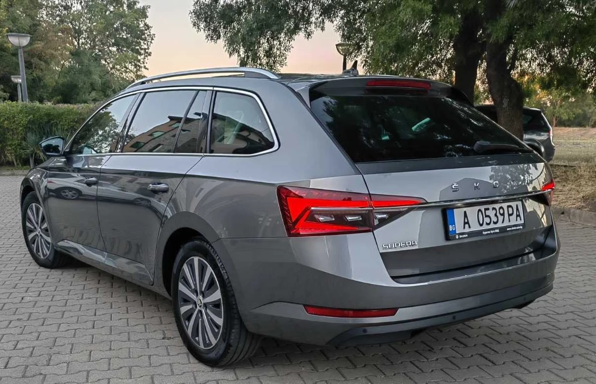 Skoda Superb 2.0TDI 39000km, снимка 3 - Автомобили и джипове - 56266831