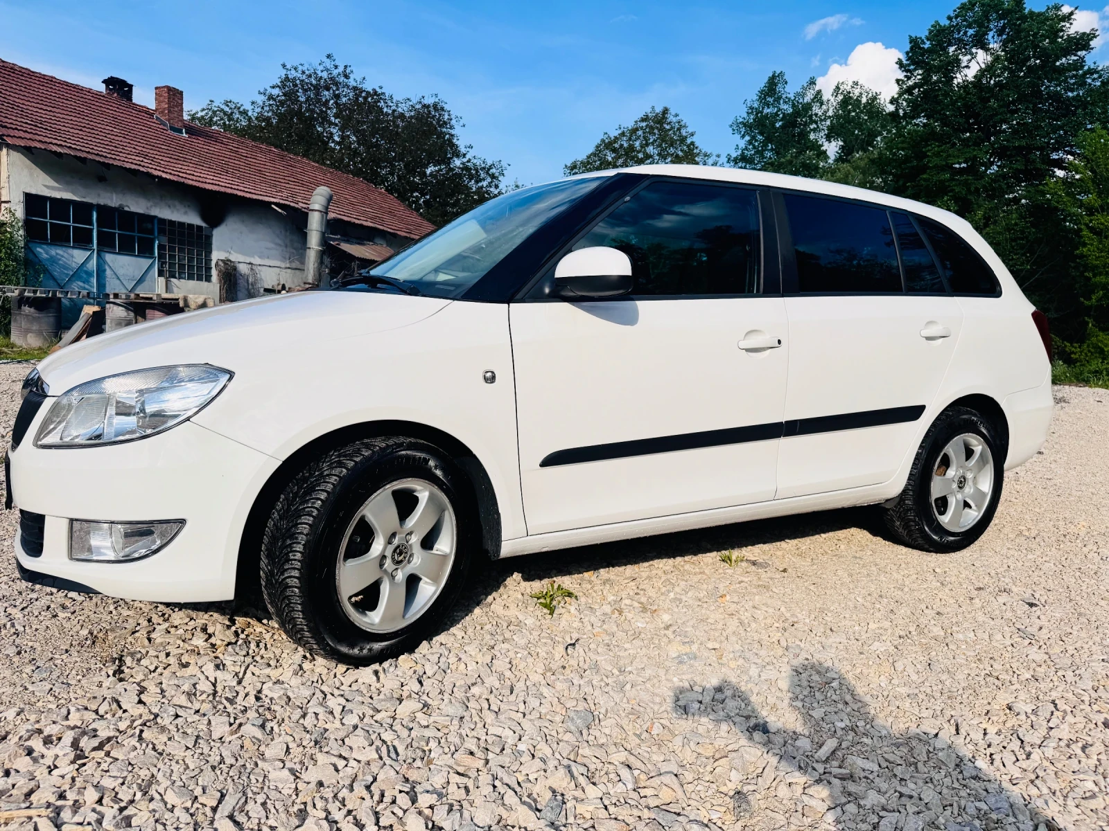 Skoda Fabia 1.6TDI* 90PS* FACE, снимка 4 - Автомобили и джипове - 54623210