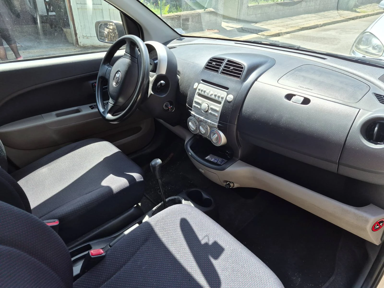 Daihatsu Sirion, снимка 5 - Автомобили и джипове - 54721483