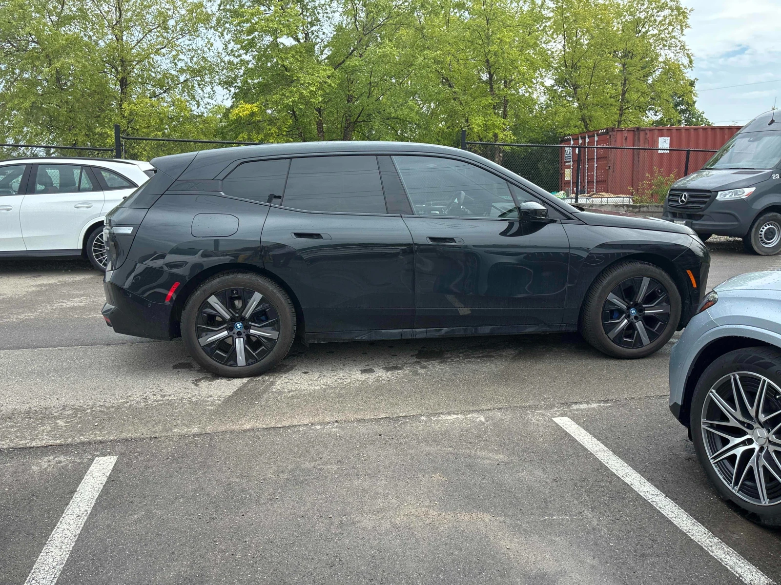 BMW iX xDrive50 * Harman Kardon * ����� * ���������� *  | Mobile.bg � ����������� 3