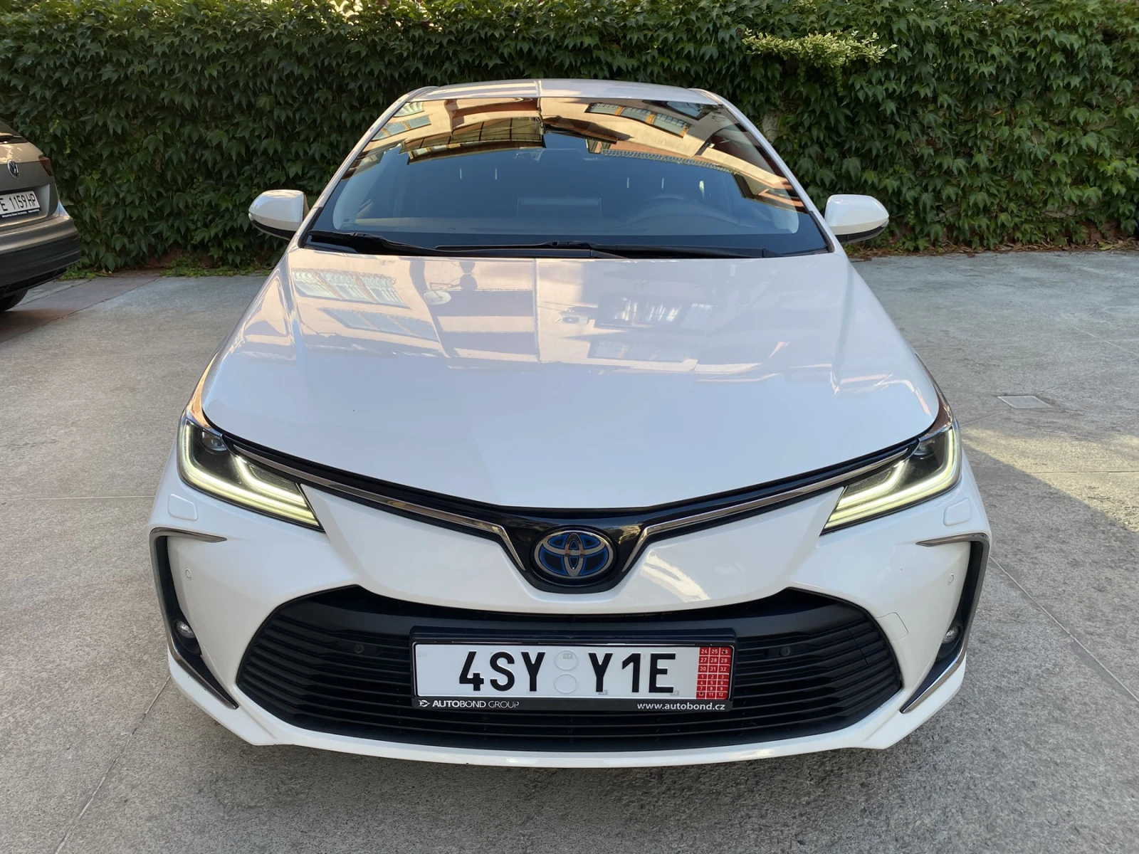 Toyota Corolla 1.8 Hybrid/ Comfort/ e-CVT, снимка 2 - Автомобили и джипове - 55675548