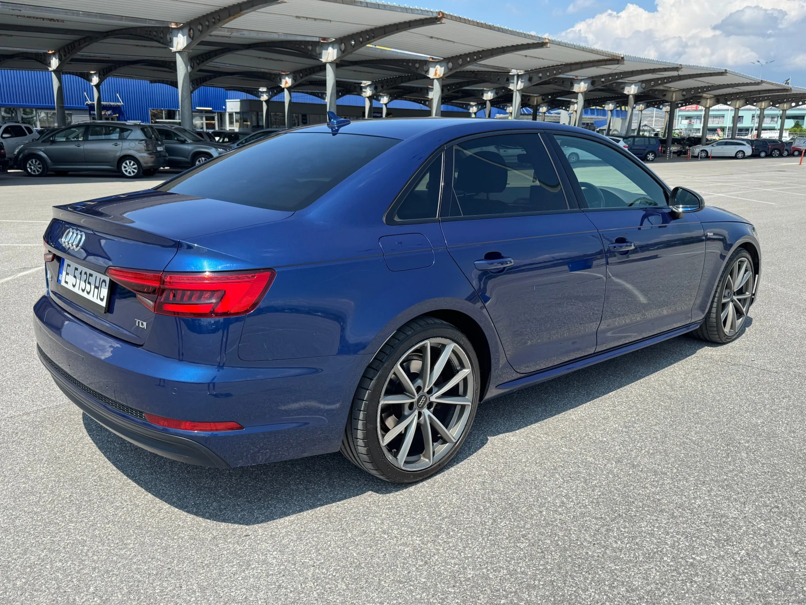 Audi A4 2.0TDI/190 * S LINE * DIGITAL, снимка 5 - Автомобили и джипове - 55833253