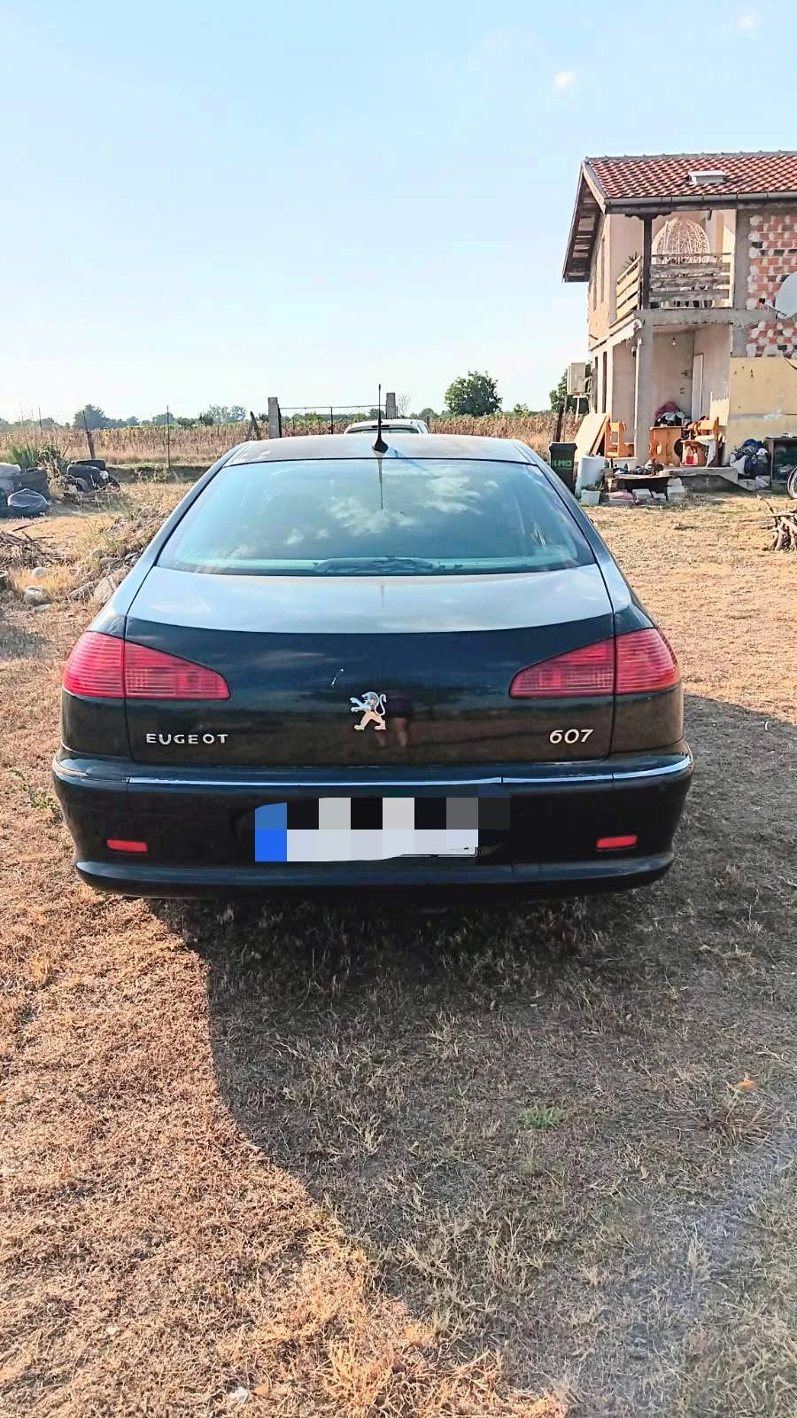 Peugeot 607