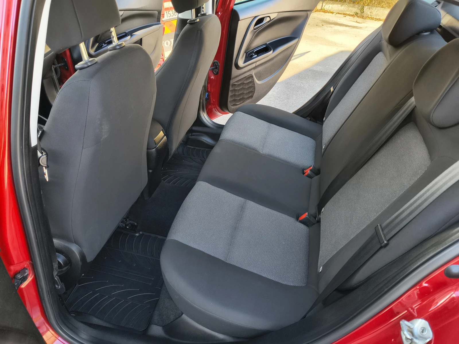 Fiat Tipo 1.4, снимка 6 - Автомобили и джипове - 56460411