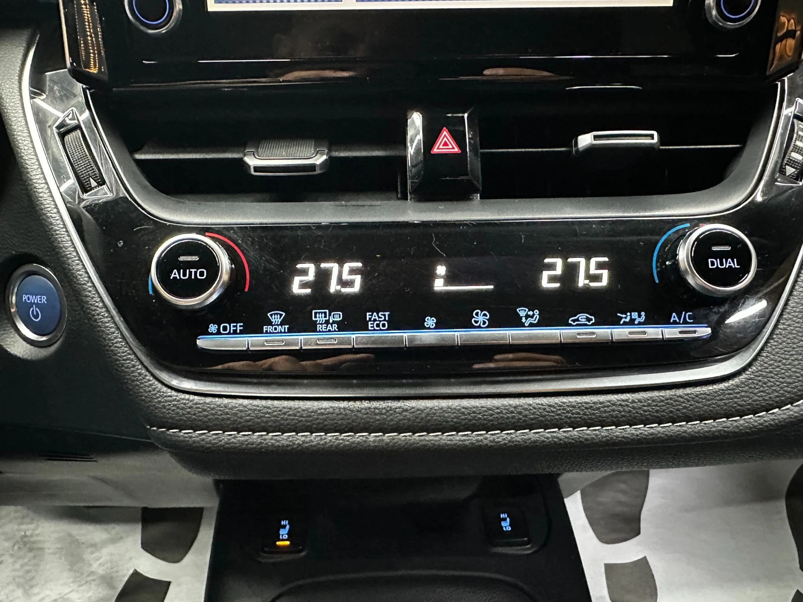Toyota Corolla 1.8 hybrid 122 �.�.  | Mobile.bg � ����������� 15
