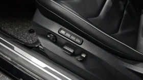 VW Tiguan 2.0 TDI Premium | Адаптивен круиз | Камера | , снимка 15