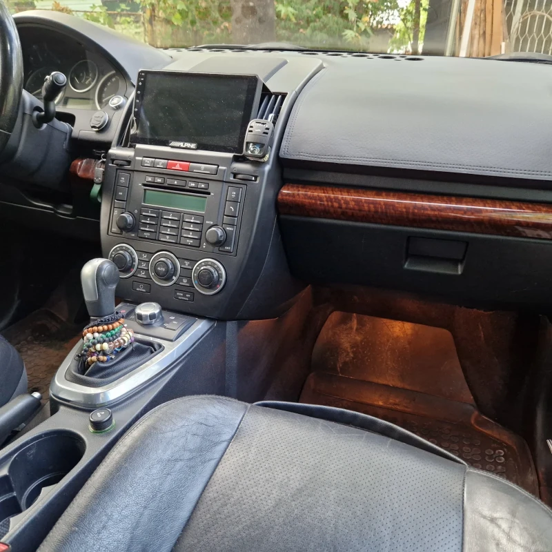 Land Rover Freelander HSE, снимка 12 - Автомобили и джипове - 47050814