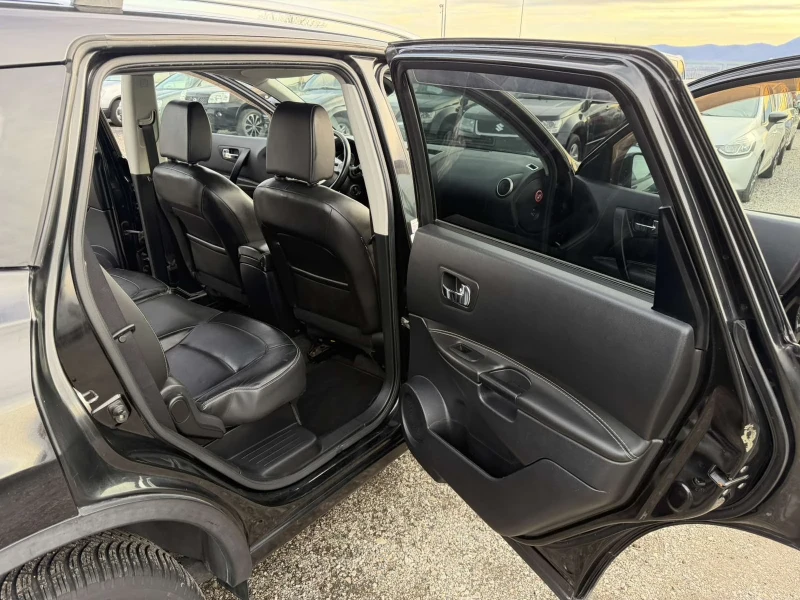 Nissan Qashqai  7 местен навигация климатроник, снимка 12 - Автомобили и джипове - 48670459