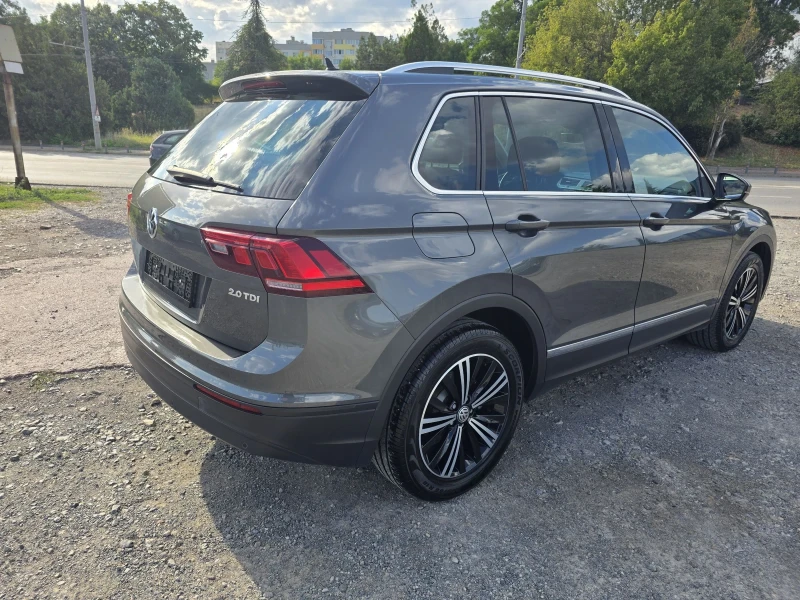 VW Tiguan 2.0 TDI AUTOMAT 4X4 , снимка 5 - Автомобили и джипове - 51232334