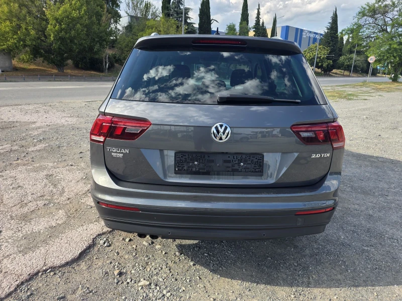 VW Tiguan 2.0 TDI AUTOMAT 4X4 , снимка 6 - Автомобили и джипове - 51232334
