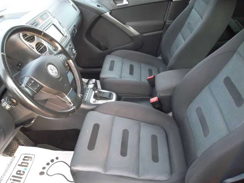 VW Tiguan 4X4 2.0TDI, снимка 7 - Автомобили и джипове - 53011233
