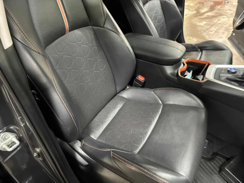 Toyota Rav4 TRAIL * ПОДГРЕВ * ОБДУХВАНЕ * ОТ ПРЕДСТАВИТЕЛСТВО, снимка 9 - Автомобили и джипове - 53363144