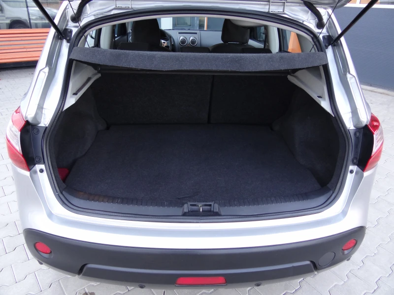 Nissan Qashqai 1.6i - 117k.c. / LPG-BRC / Климатроник / Euro-5B /, снимка 15 - Автомобили и джипове - 53462951