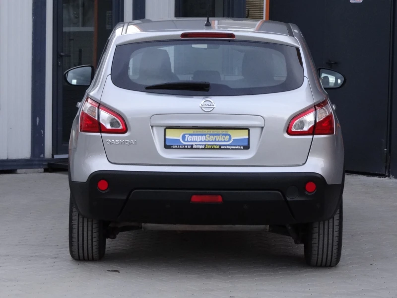 Nissan Qashqai 1.6i - 117k.c. / LPG-BRC / Климатроник / Euro-5B /, снимка 4 - Автомобили и джипове - 53462951
