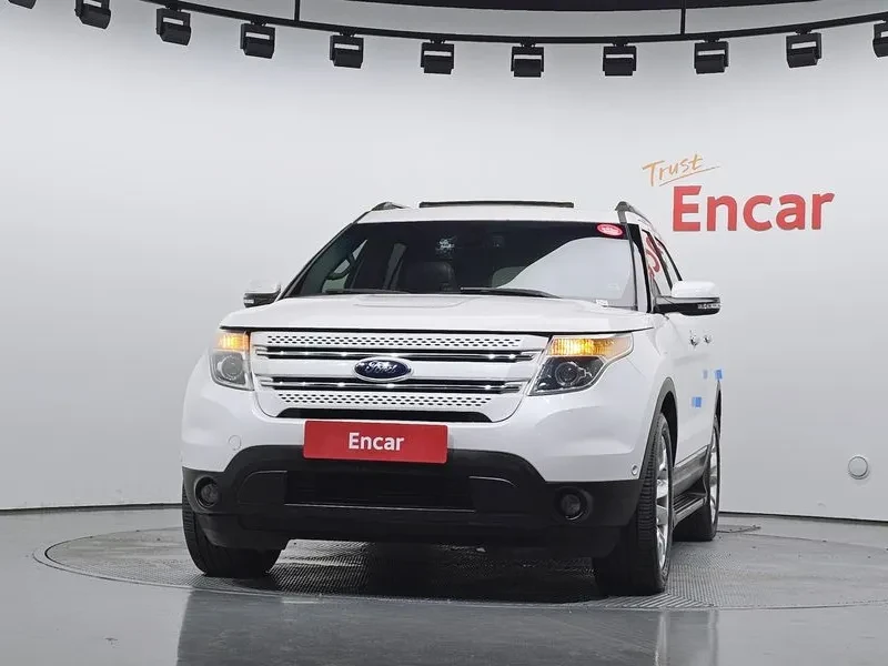 Ford Explorer 3.5 AWD - САМО 30% АВАНС, снимка 3 - Автомобили и джипове - 56368572