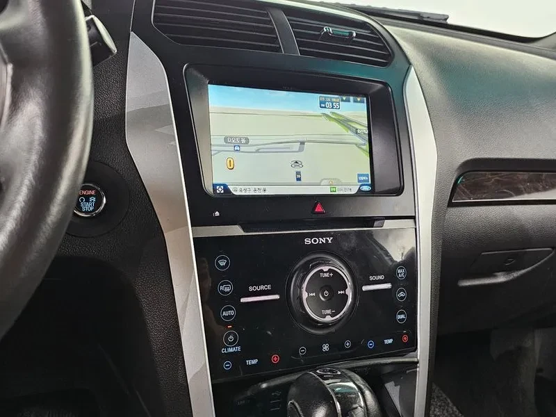Ford Explorer 3.5 AWD - САМО 30% АВАНС, снимка 12 - Автомобили и джипове - 56368572