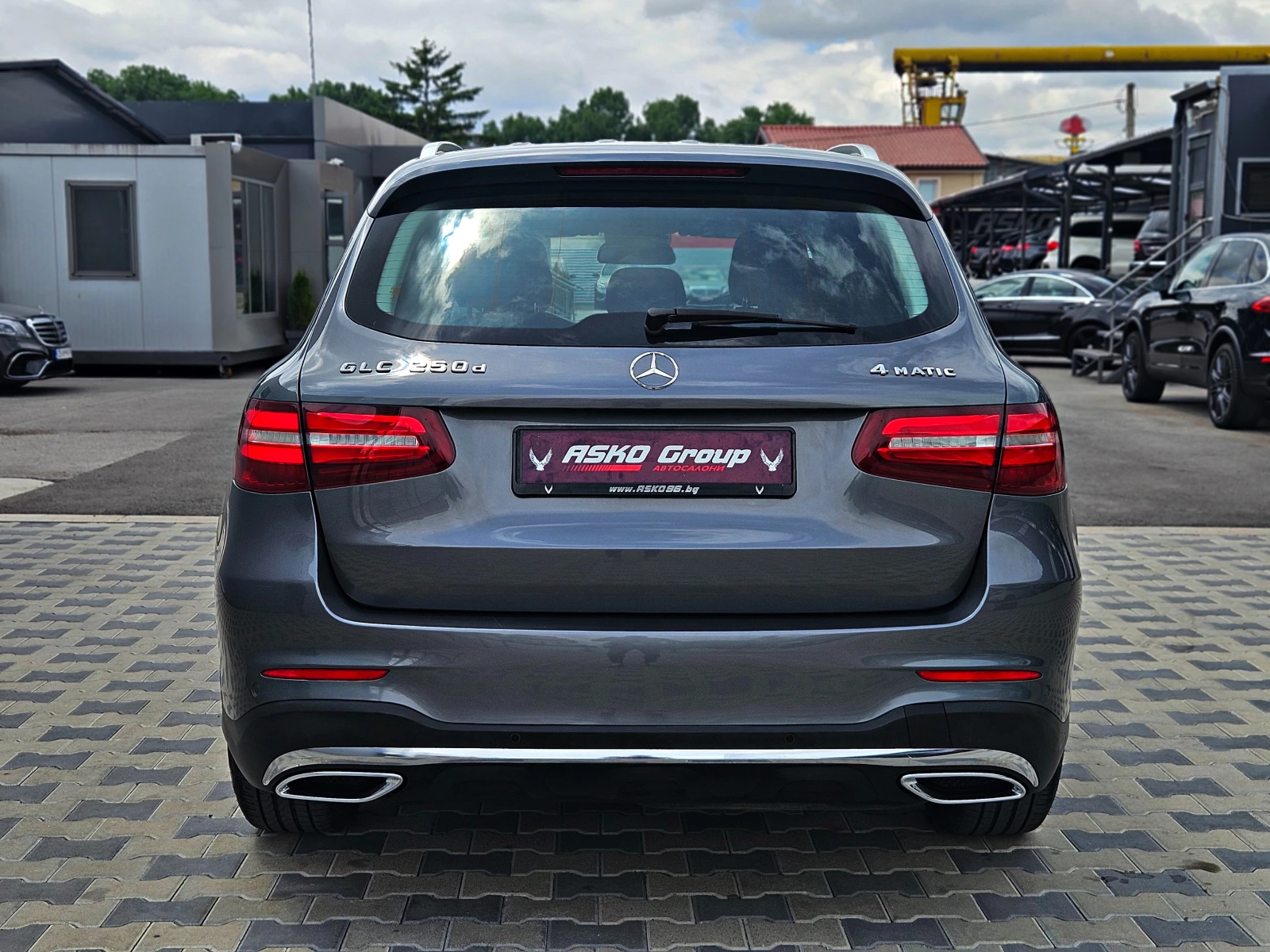 Mercedes-Benz GLC 250 AMG/GERMANY/AIRMATIC/CAMERA/AMBIENT/KEYLESS/LIZING - изображение 6
