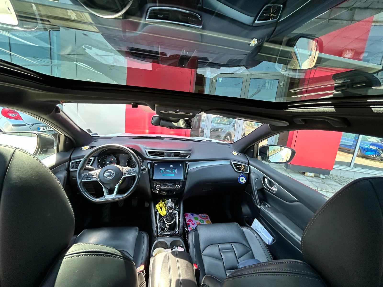 Nissan Qashqai 1.6 DIG-T Tekna Plus 6M/T - изображение 8
