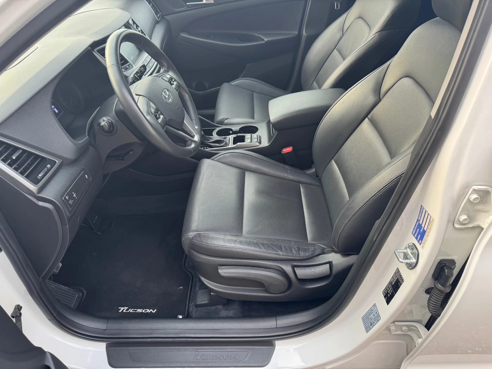 Hyundai Tucson 2.0CRDI 185к.с 4WD Swiss - изображение 8