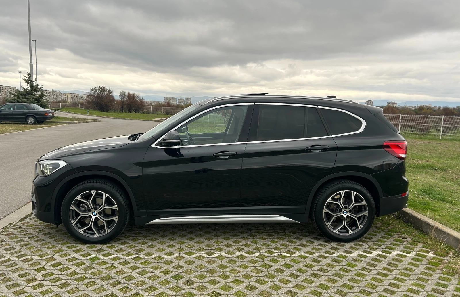 BMW X1 sDrive18i/X-Line/Aut/Pano/LED-Xenon/Ambi Light | Mobile.bg   4