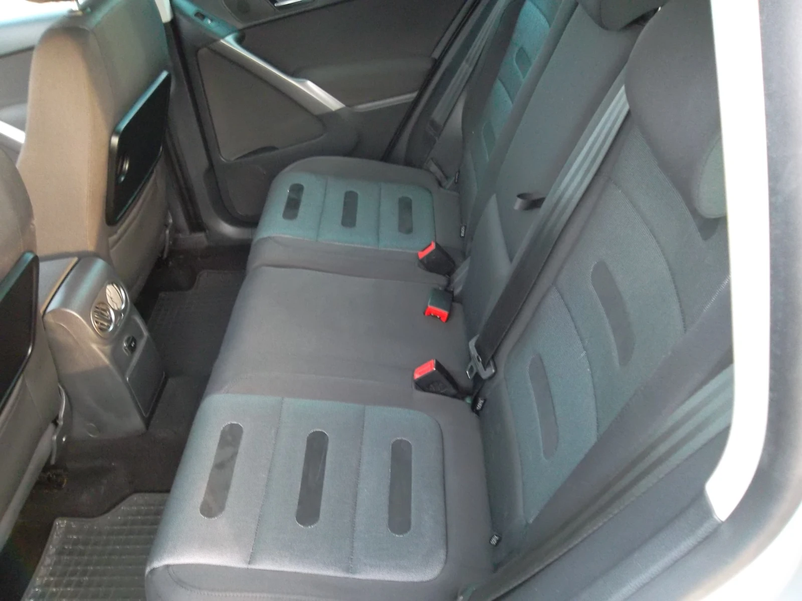 VW Tiguan 4X4 2.0TDI | Mobile.bg � ����������� 12
