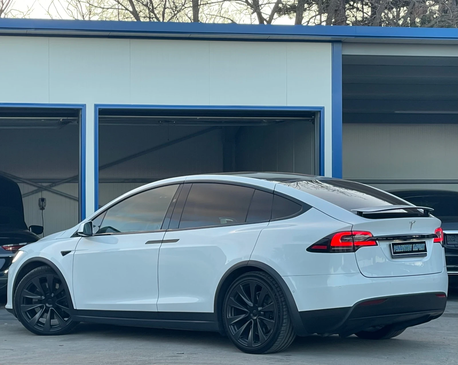 Tesla Model X PLAID FACELIFT 4X4 1020 �.�. 24 000 ��.  | Mobile.bg � ����������� 6