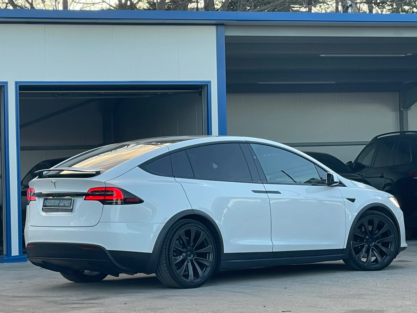 Tesla Model X PLAID FACELIFT 4X4 1020 �.�. 24 000 ��.  | Mobile.bg � ����������� 8
