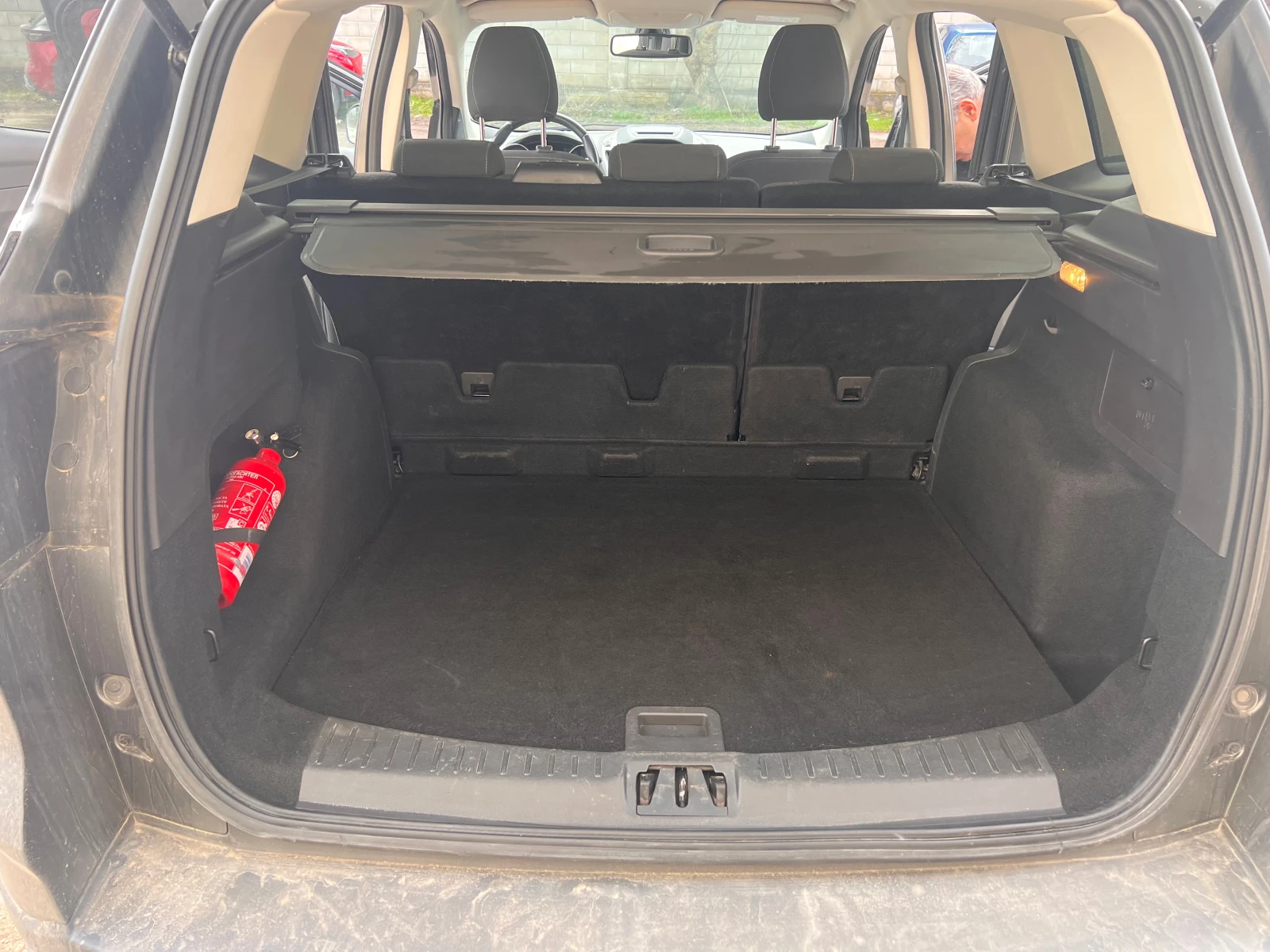 Ford Kuga, снимка 6 - Автомобили и джипове - 53523809