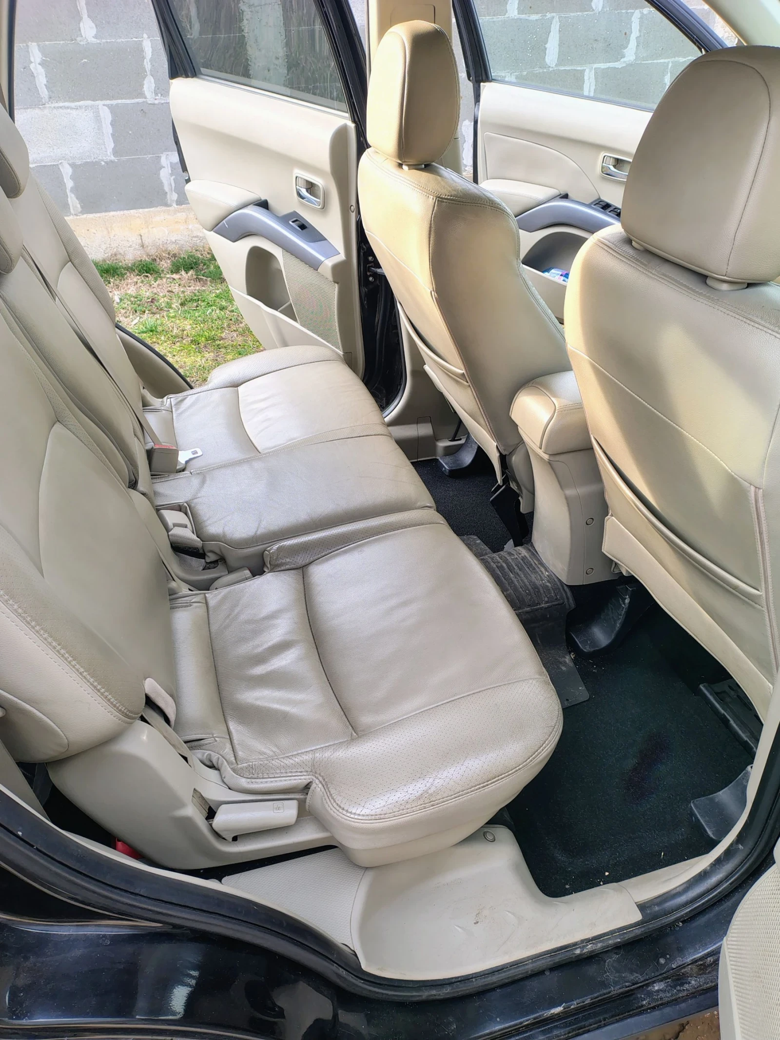 Mitsubishi Outlander  - изображение 8