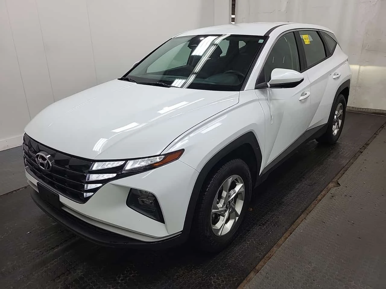 Hyundai Tucson * ESSENTIAL * CARFAX * ЦЕНА ДО БГ | Auto.bg — изображение 1