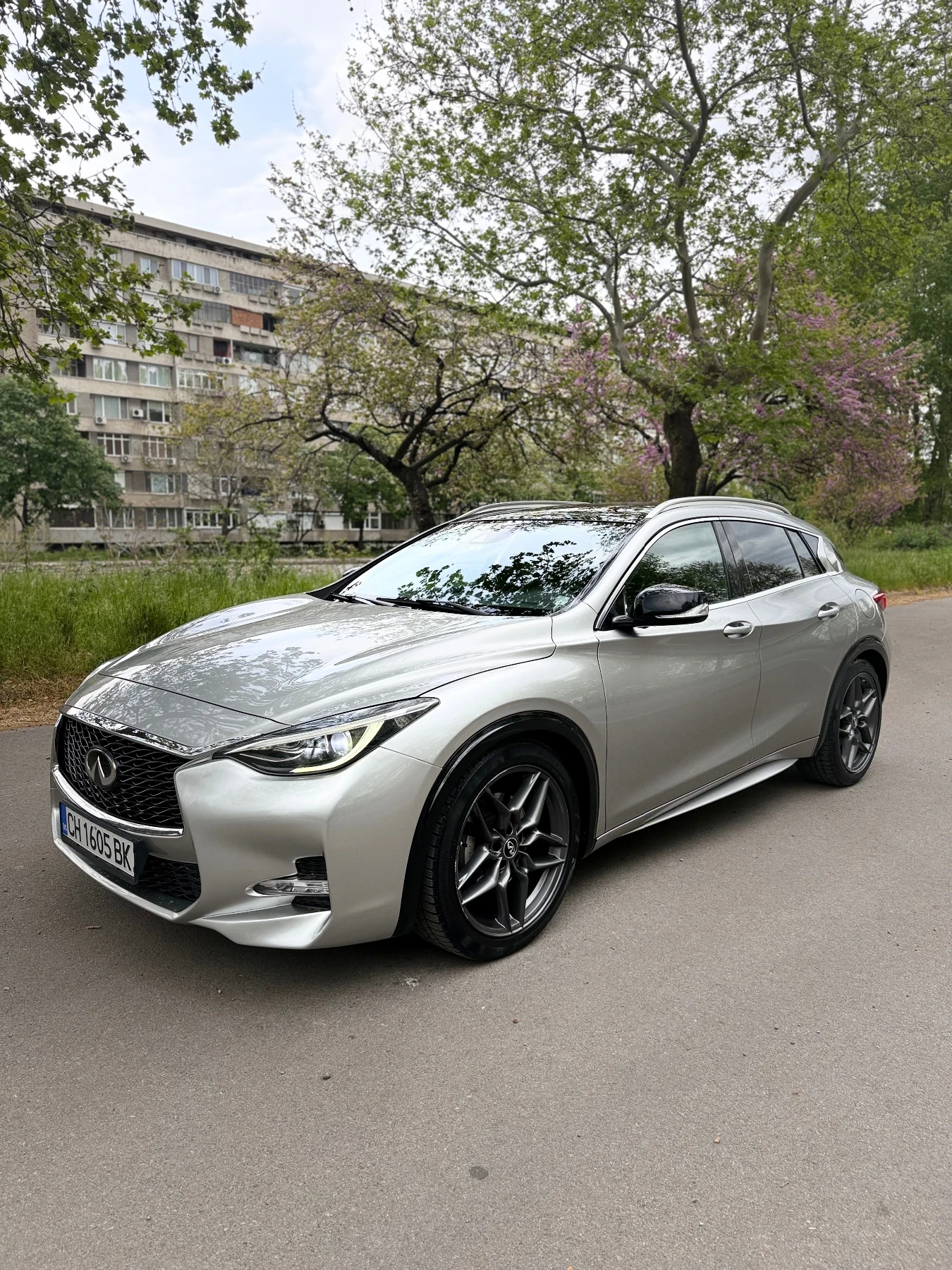 Infiniti Q30 Q30S\Bose\Alcantara\Panorama\Podgrev