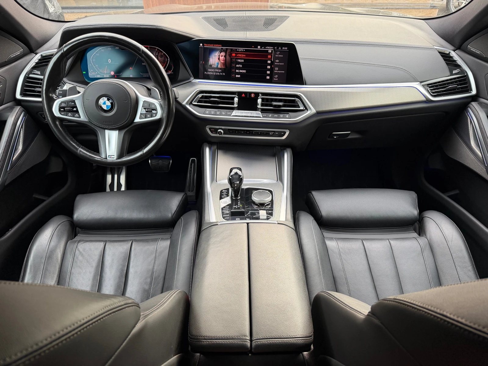 BMW X6 30d M-pack * LASER* AIR* OBDUH* DISTR* KeyLess* Ca, снимка 10 - Автомобили и джипове - 54887825