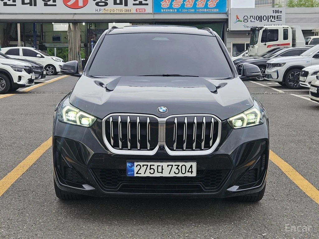 BMW X1 20i* M* SPORT* HARMON* KARDON* 360КАМЕРА* LANE* AS, снимка 5 - Автомобили и джипове - 55243302
