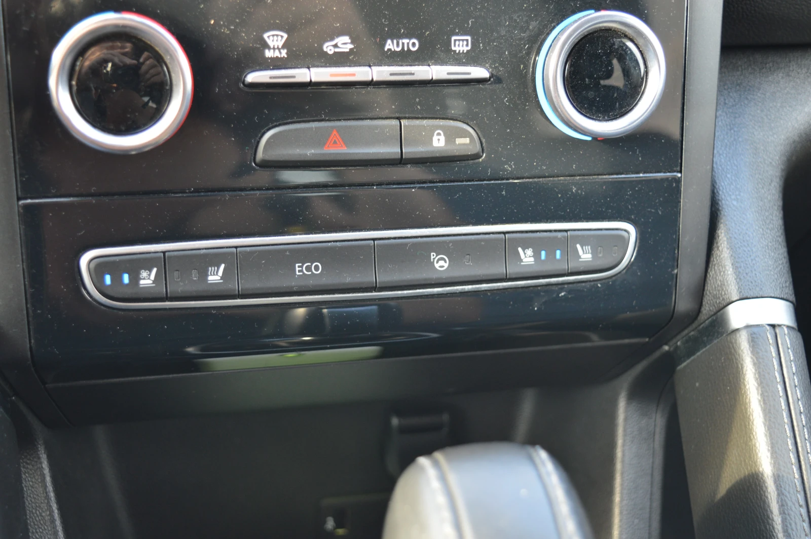 Renault Koleos 2.0LPG-FULL EKSTRI, снимка 11 - Автомобили и джипове - 55588788