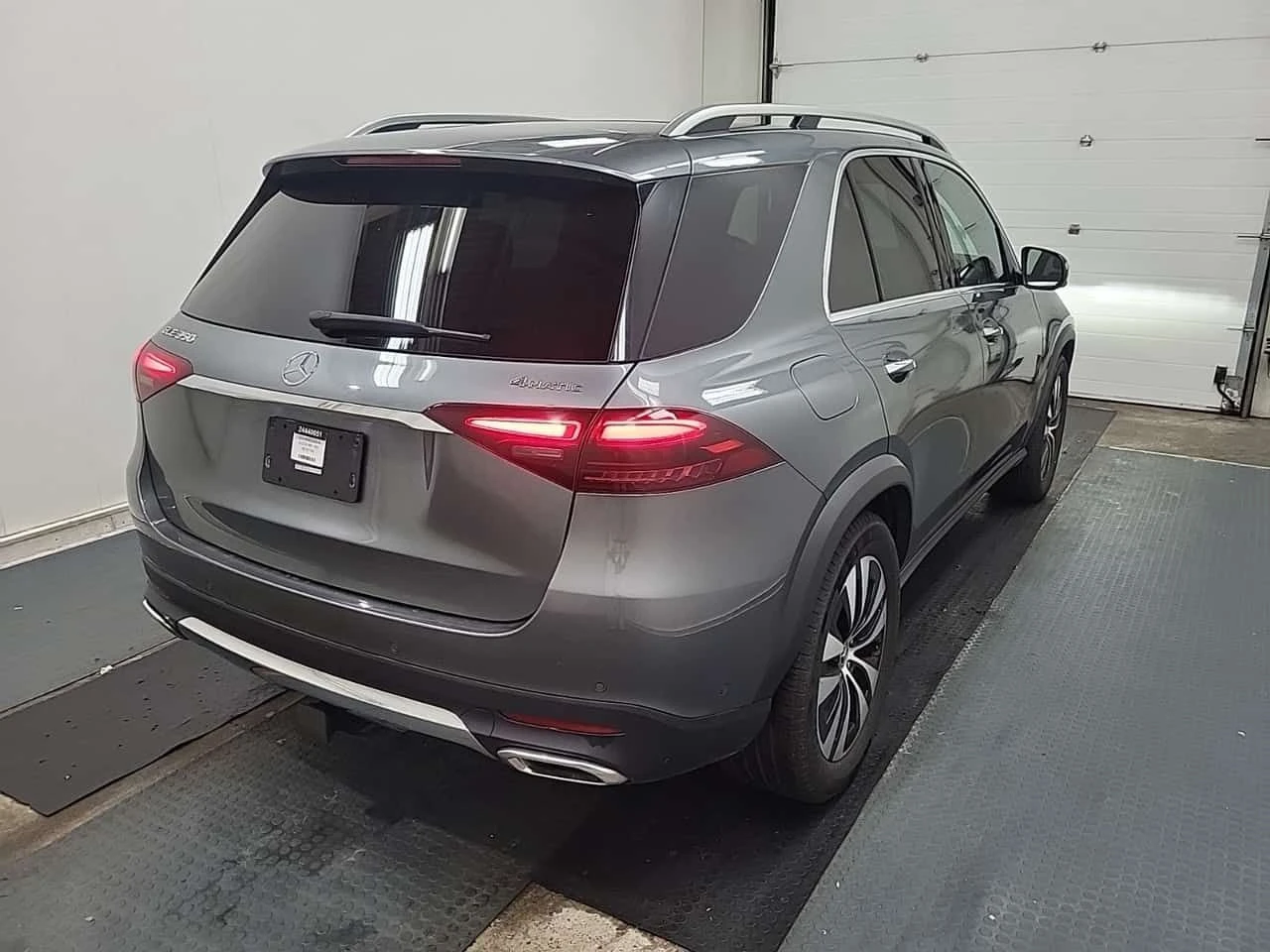 Mercedes-Benz GLE 350 * CARFAX * Без инциденти * , снимка 3 - Автомобили и джипове - 55636497