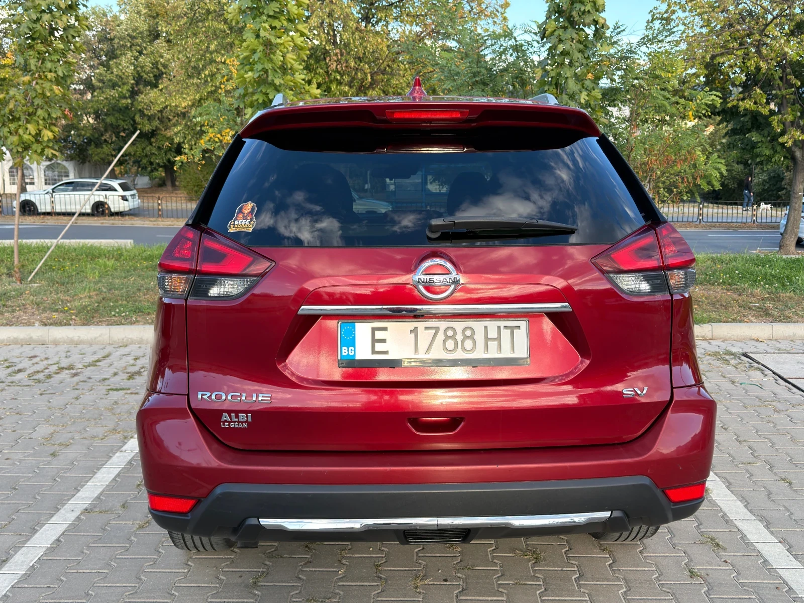 Nissan Rogue, снимка 2 - Автомобили и джипове - 56200754