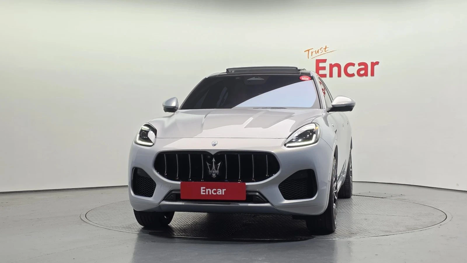 Maserati Grecale, снимка 3 - Автомобили и джипове - 56687945